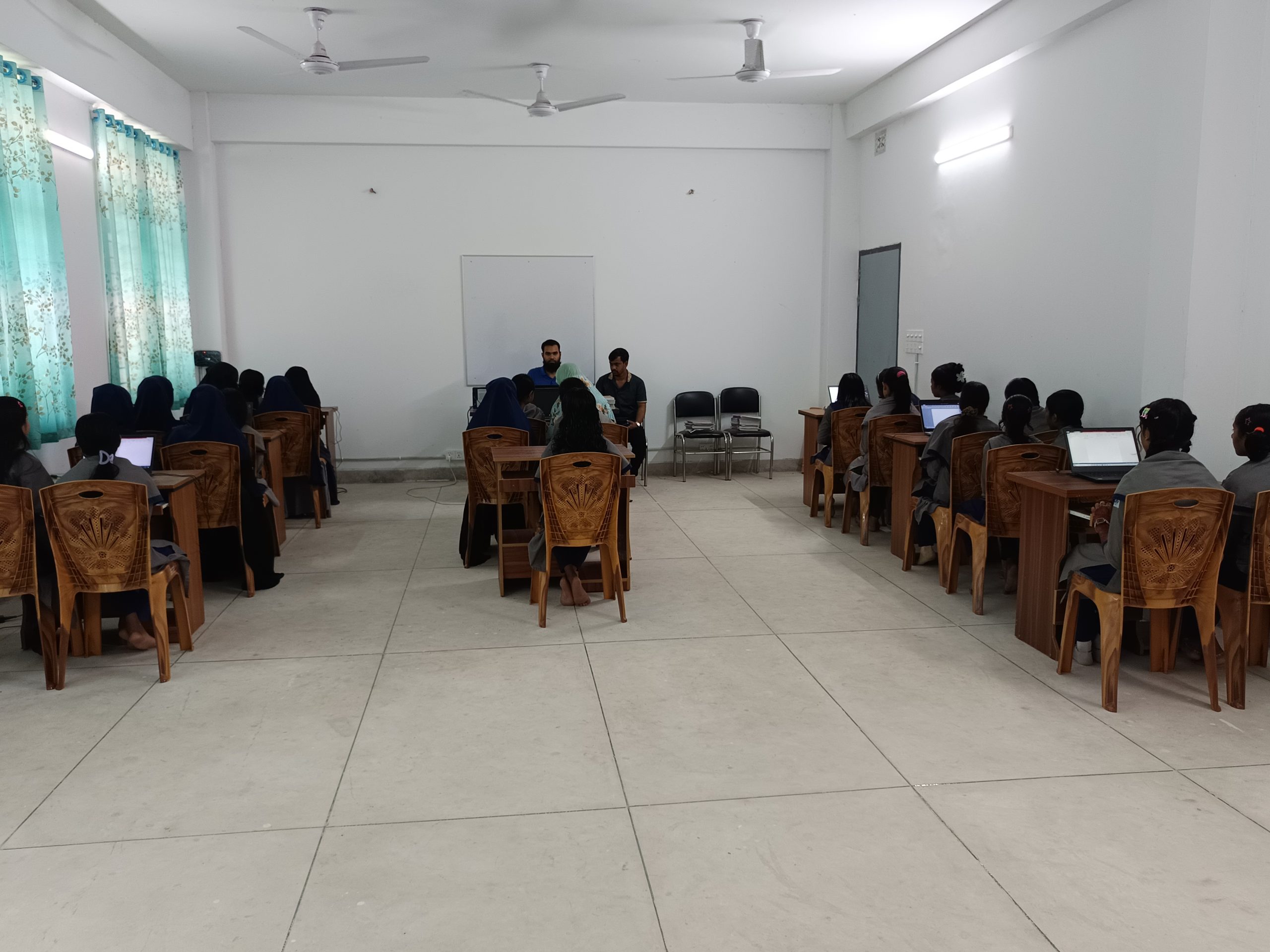 ICT LAB (7)
